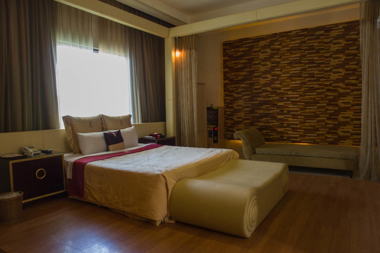 Lu Kang Villa Spa Lukang Exterior foto